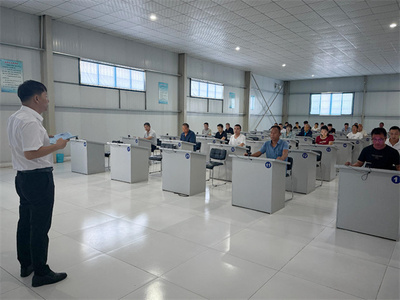 邢臺(tái)創(chuàng)新便民舉措 18.95萬(wàn)駕駛員享誠(chéng)信考核“免申即享”服務(wù)